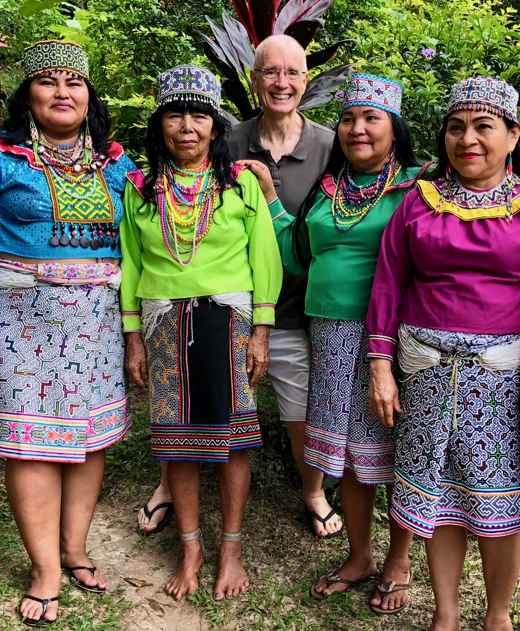 Rory MacLean and Shipibo healers in the Peruvian Amazon